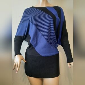 New With Tags-Wanderlust Designed by Birdie's Nest Top O/S